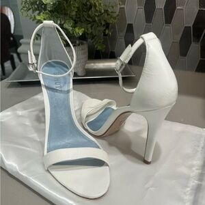 SCHUTZ white leather sandals..